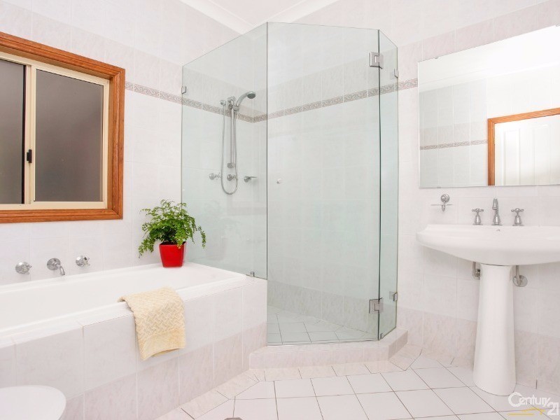 10 Attunga Street, Seven Hills NSW 2147