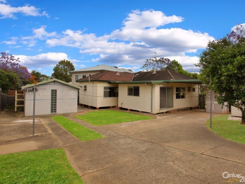 7 Myoora Street, Seven Hills NSW 2147