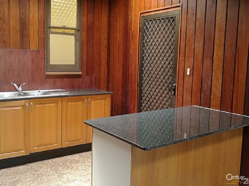 18  Barbara Blvde, Seven Hills NSW 2147