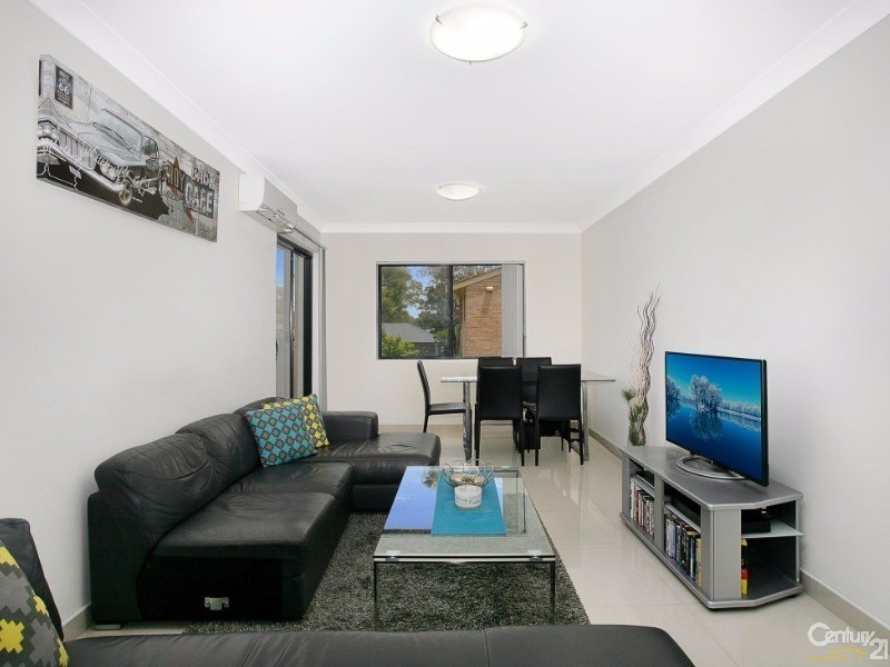 2/78 Barbara Boulevard, Seven Hills NSW 2147