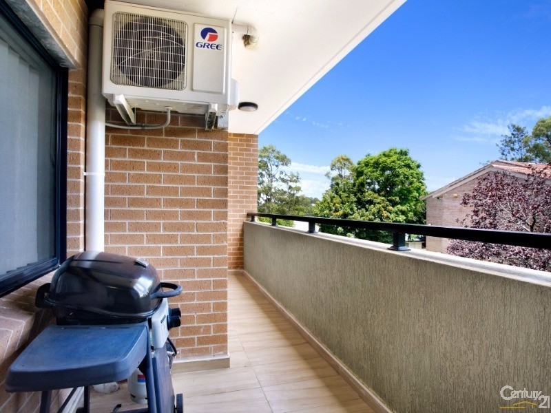 2/78 Barbara Boulevard, Seven Hills NSW 2147