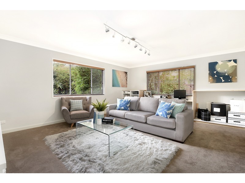 16 Zambesi Road, Seven Hills NSW 2147