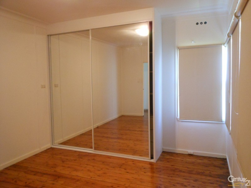 9 Third Avenue, Seven Hills NSW 2147