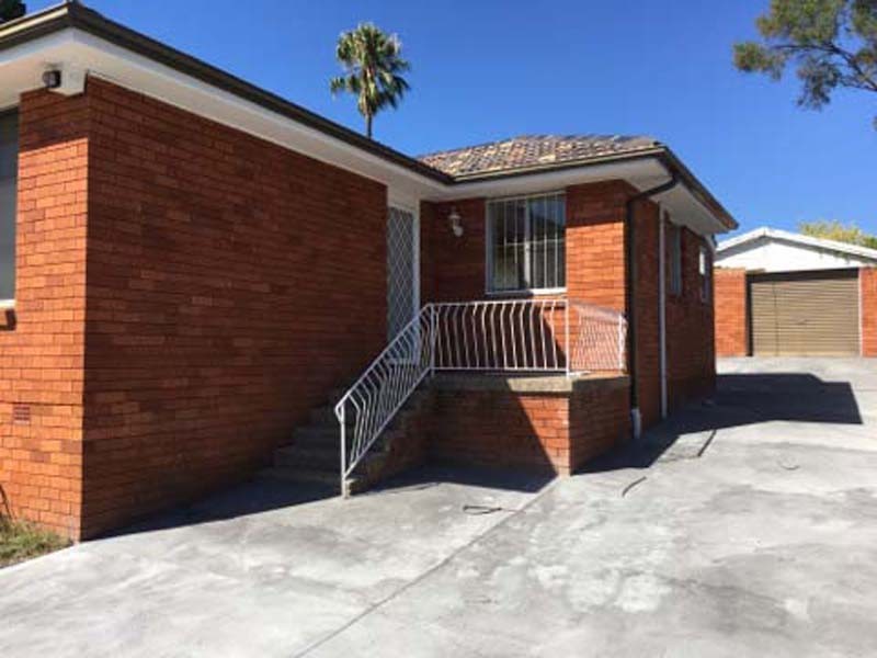 12 Winnipeg Street, Seven Hills NSW 2147