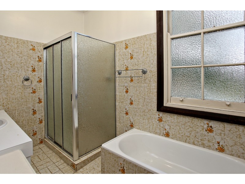 2 Nattai Street, Seven Hills NSW 2147