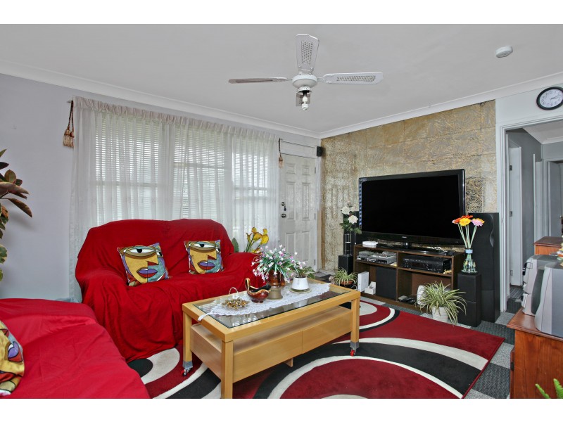 29 Mariana Crescent, Lethbridge Park NSW 2770