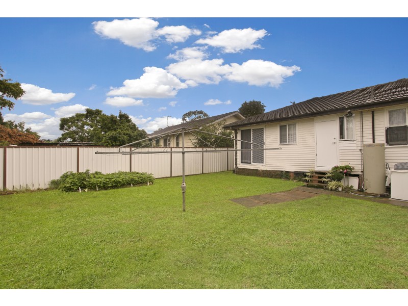 29 Mariana Crescent, Lethbridge Park NSW 2770