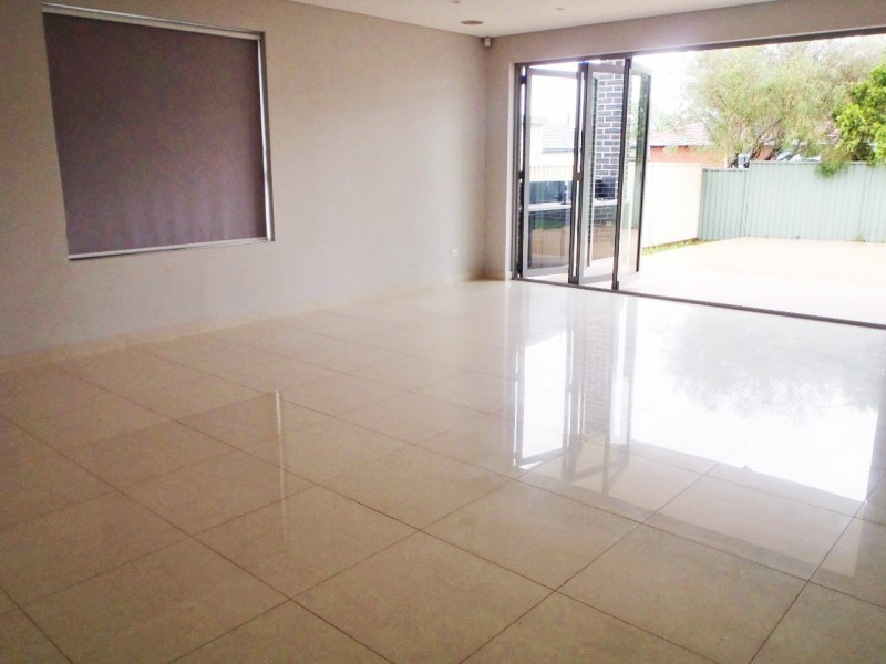 39 Leabons Lane, Seven Hills NSW 2147