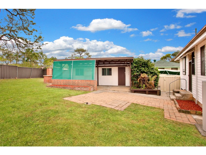 6 Oxley Street, Lalor Park NSW 2147