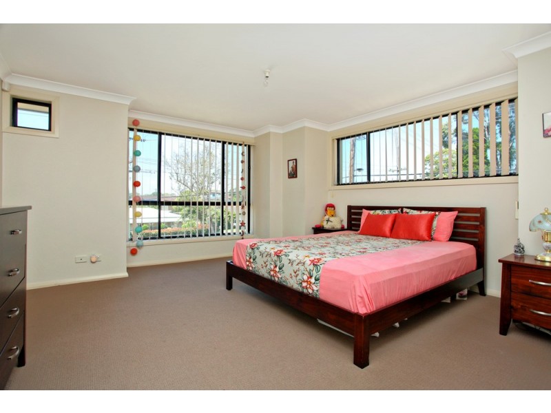 2/36 Ellam Drive, Seven Hills NSW 2147