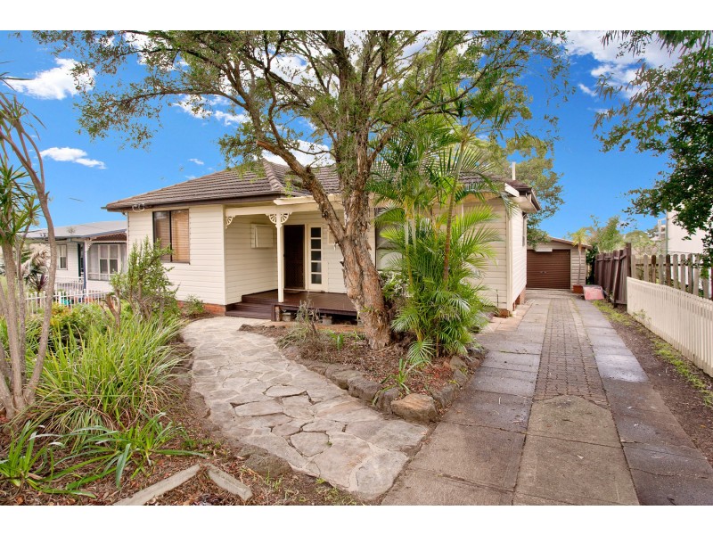 20 Noakes Parade, Lalor Park NSW 2147