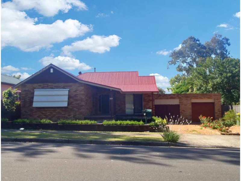 32 Carrington Road, Seven Hills NSW 2147