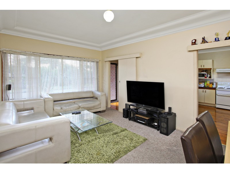 92 Endeavour Street, Seven Hills NSW 2147