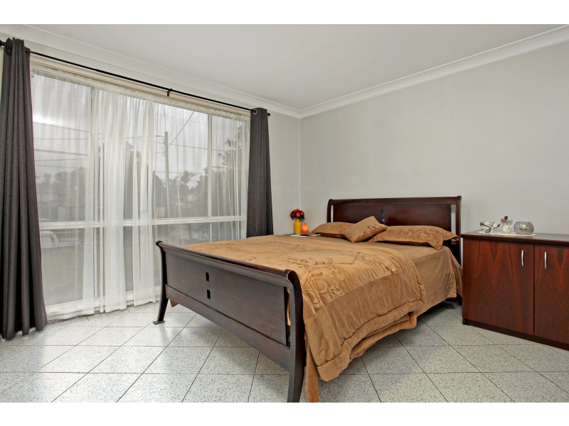 166 Lucas Road, Seven Hills NSW 2147