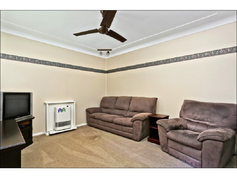 13 Hayes Road, Seven Hills NSW 2147