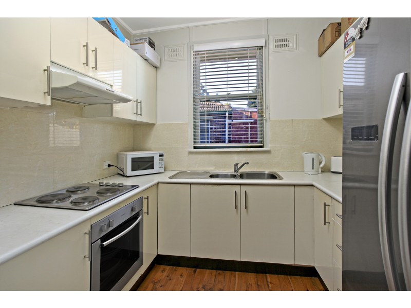 22 Barbara Boulevarde, Seven Hills NSW 2147