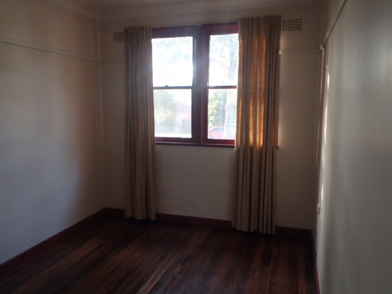 10 Seventh Avenue, Seven Hills NSW 2147