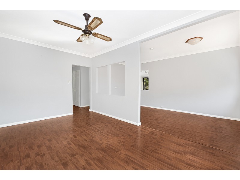 6 Danny Road, Lalor Park NSW 2147