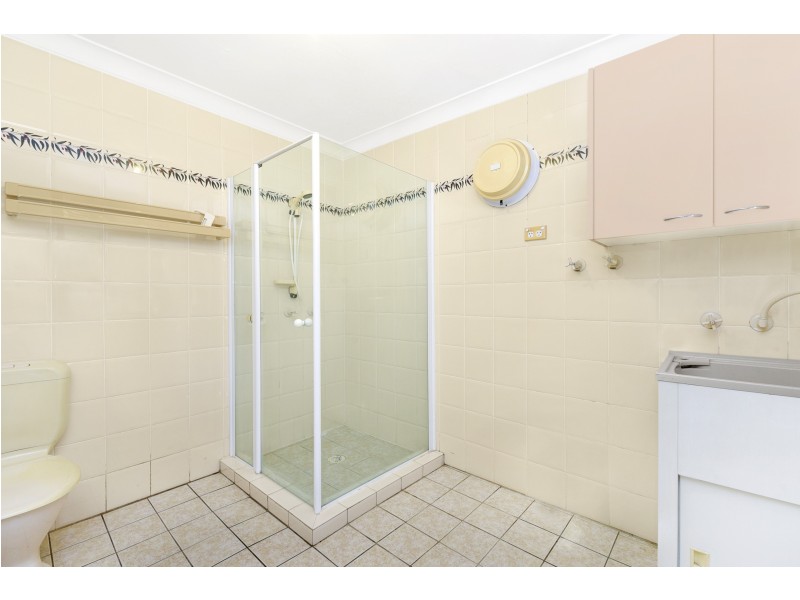 6 Danny Road, Lalor Park NSW 2147