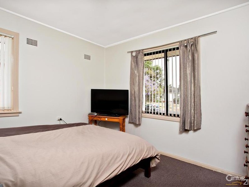 17 Blaxland Street, Lalor Park NSW 2147