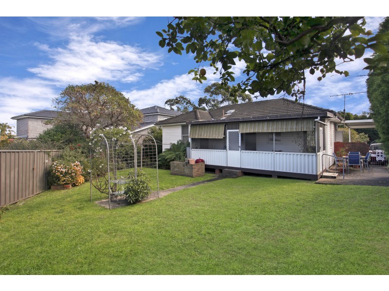 24 Landy Road, Lalor Park NSW 2147