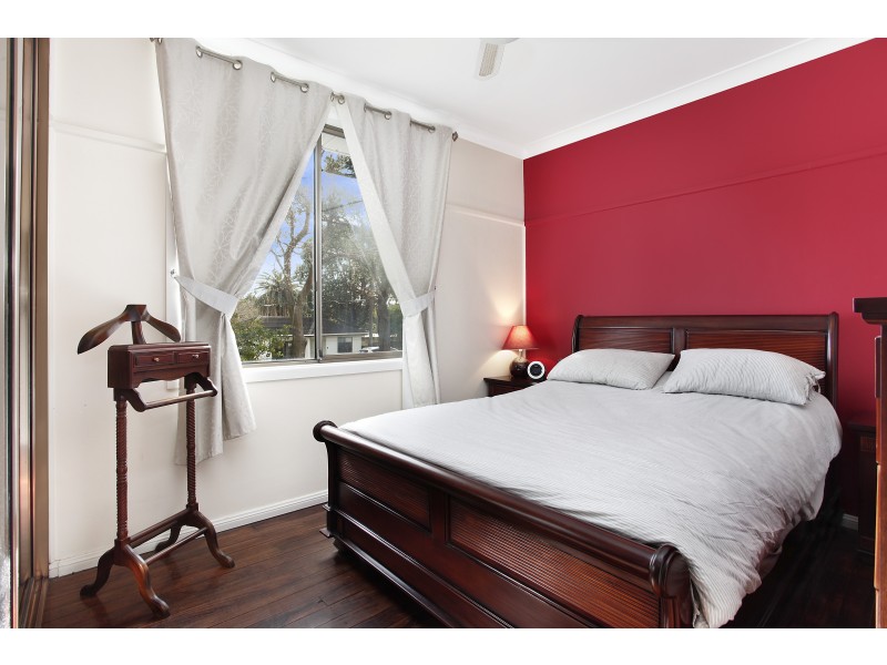 25 Pineleigh Road, Lalor Park NSW 2147