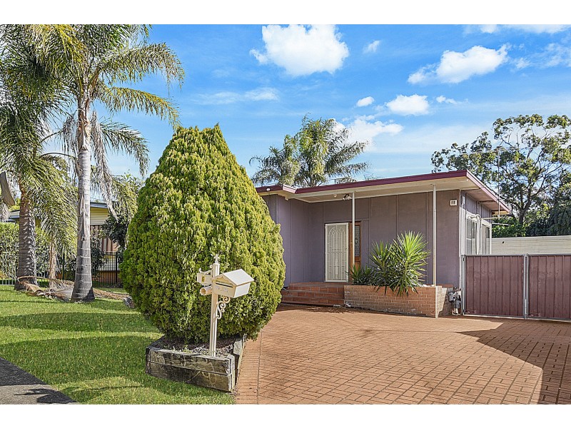 6 Danny Road, Lalor Park NSW 2147