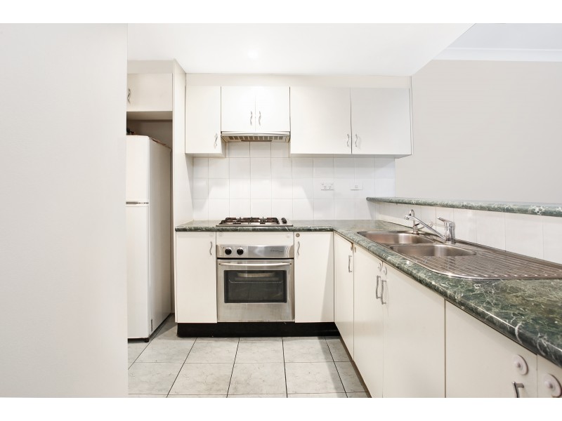 13/28-30 Fourth Avenue, Blacktown NSW 2148