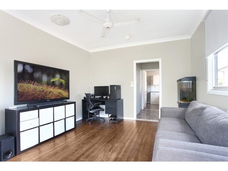 16 Jopling Crescent, Lalor Park NSW 2147