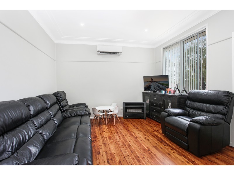 17 Gallop Grove, Lalor Park NSW 2147