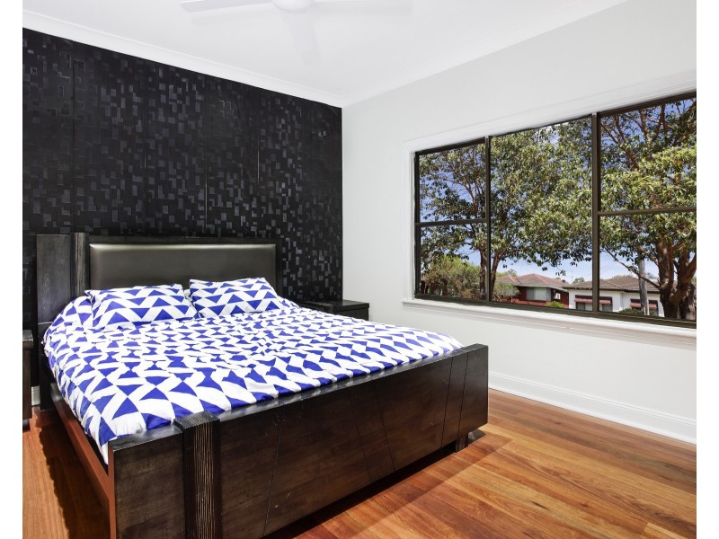 77 Endeavour Street, Seven Hills NSW 2147