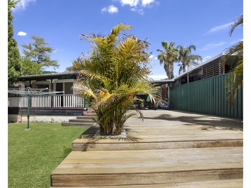 77 Endeavour Street, Seven Hills NSW 2147