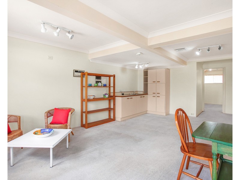 24 Chapel Circuit, Prospect NSW 2148