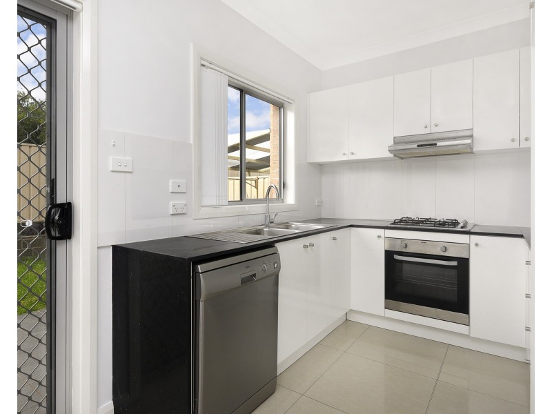 10 Quinn Avenue, Seven Hills NSW 2147