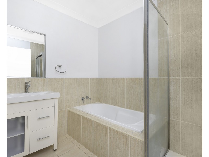 10 Quinn Avenue, Seven Hills NSW 2147