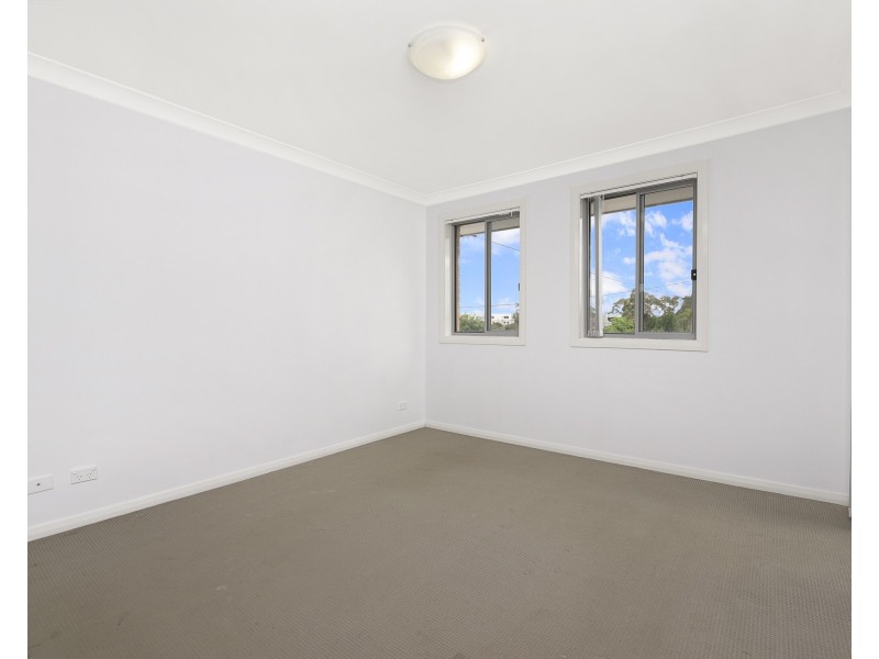 10 Quinn Avenue, Seven Hills NSW 2147