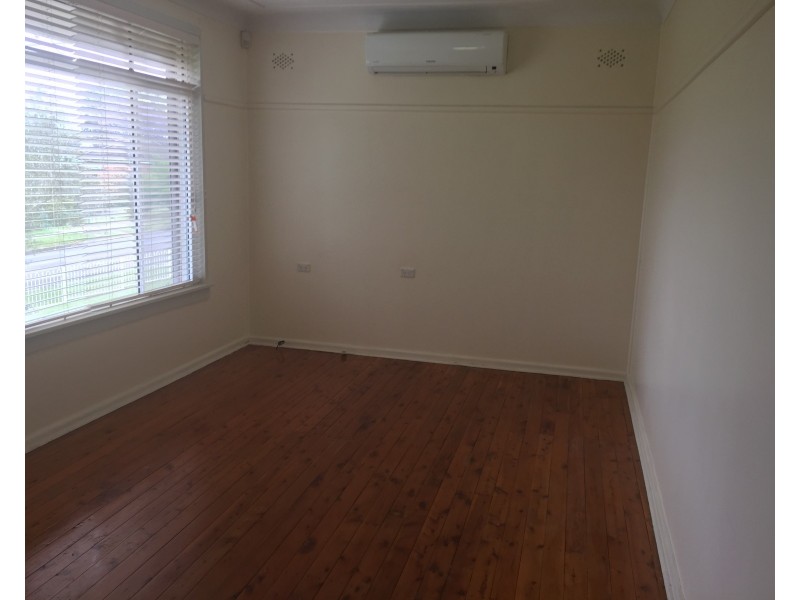 25 Jean Street, Seven Hills NSW 2147