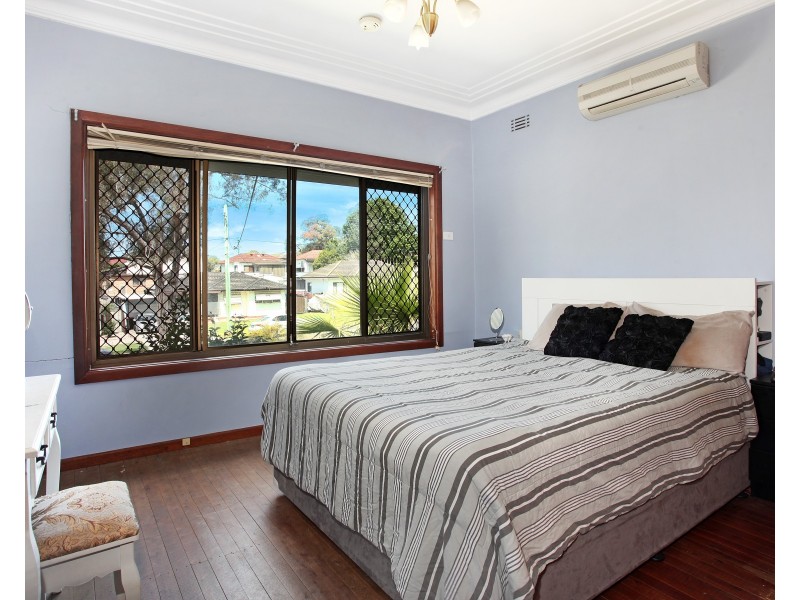 16 Maud Street, Blacktown NSW 2148