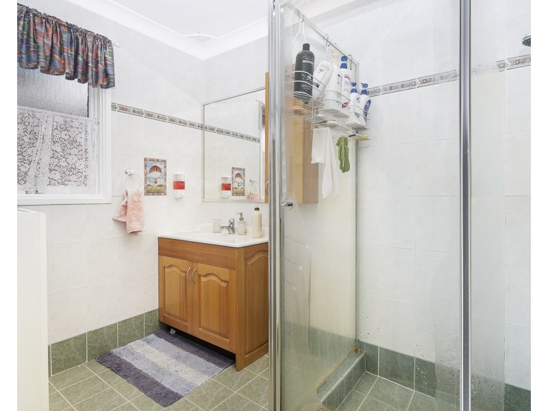 5 Columbia Road, Seven Hills NSW 2147