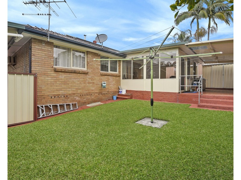 5 Columbia Road, Seven Hills NSW 2147