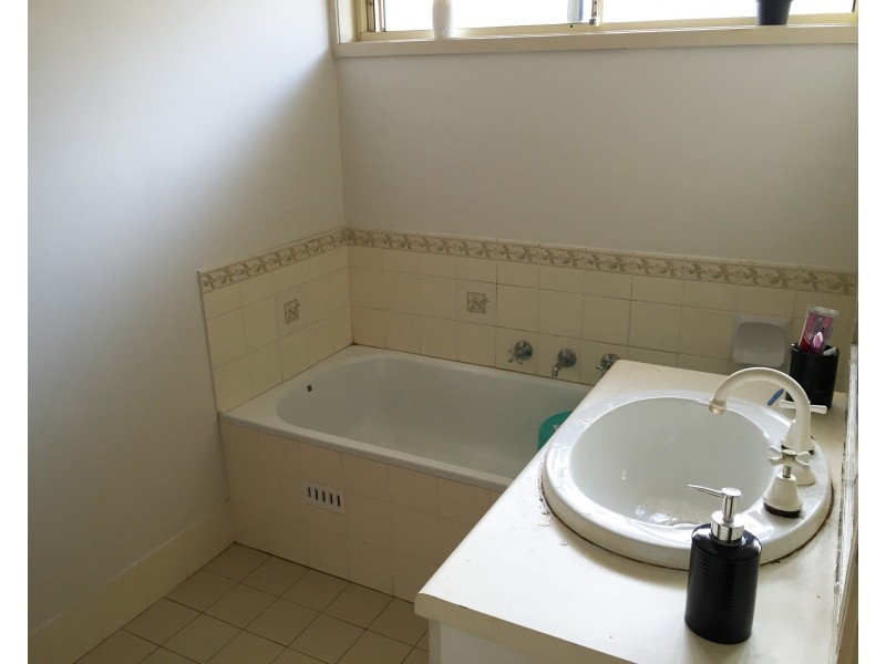 27B Ireland Road, Blacktown NSW 2148