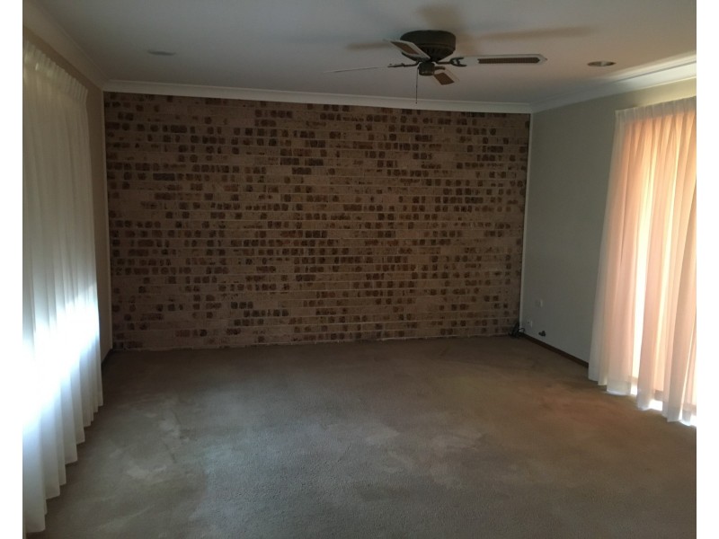 16 Caird Place, Seven Hills NSW 2147