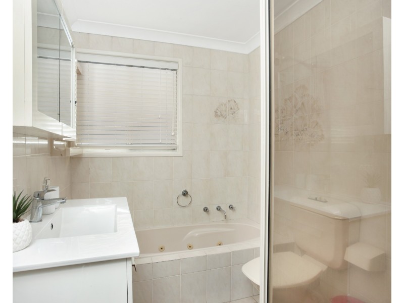 21 Geneva Crescent, Seven Hills NSW 2147