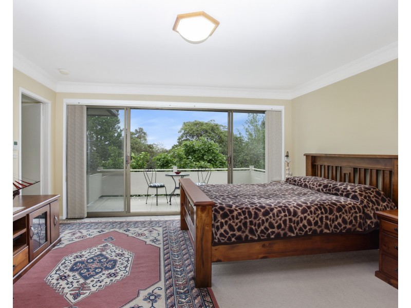 19 VIENNA STREET, Seven Hills NSW 2147