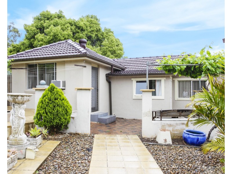 19A VIENNA STREET, Seven Hills NSW 2147