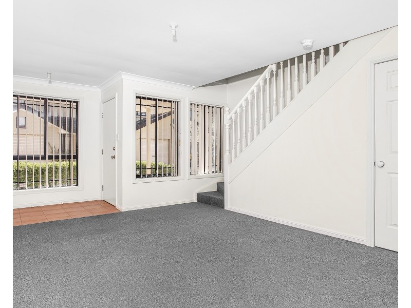 17/4 Nolan Place, Seven Hills NSW 2147