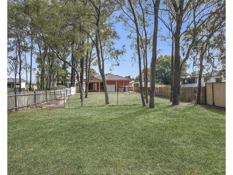 19 Lawson Street, Lalor Park NSW 2147