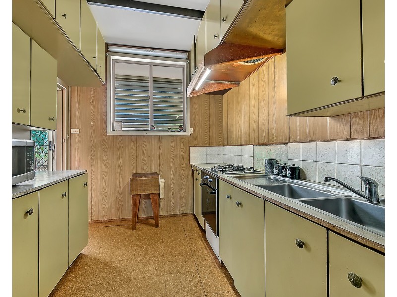 16 Hilltop Avenue, Blacktown NSW 2148