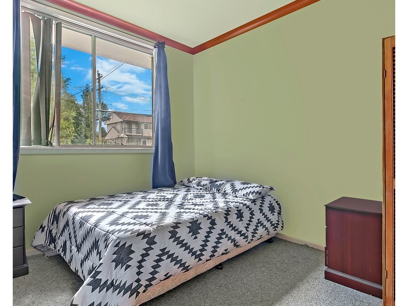 16 Hilltop Avenue, Blacktown NSW 2148