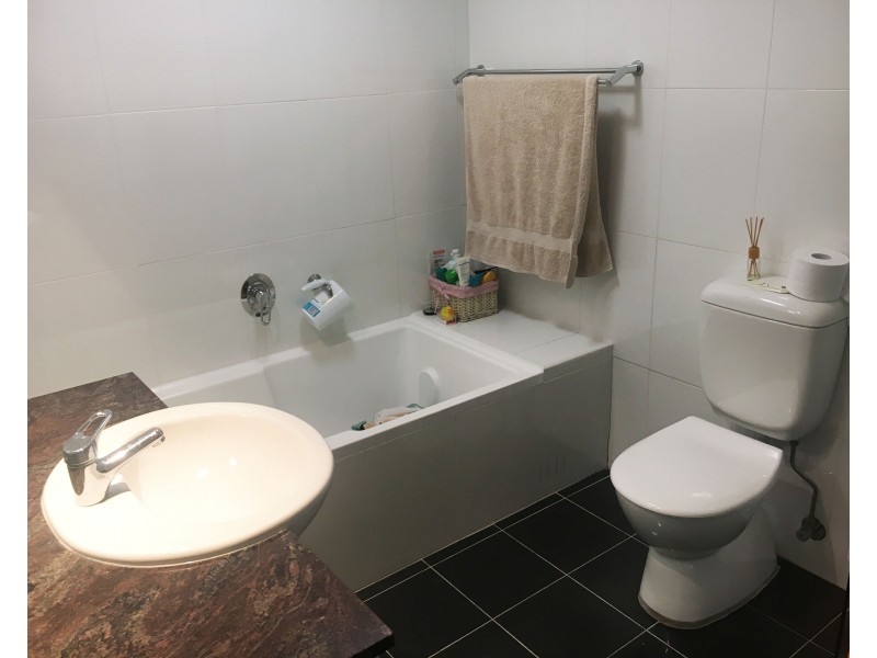 140/2 Dolphin Close, Chiswick NSW 2046